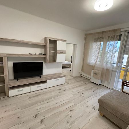 Malompark Apartman With Free Parking Дебрецен Экстерьер фото