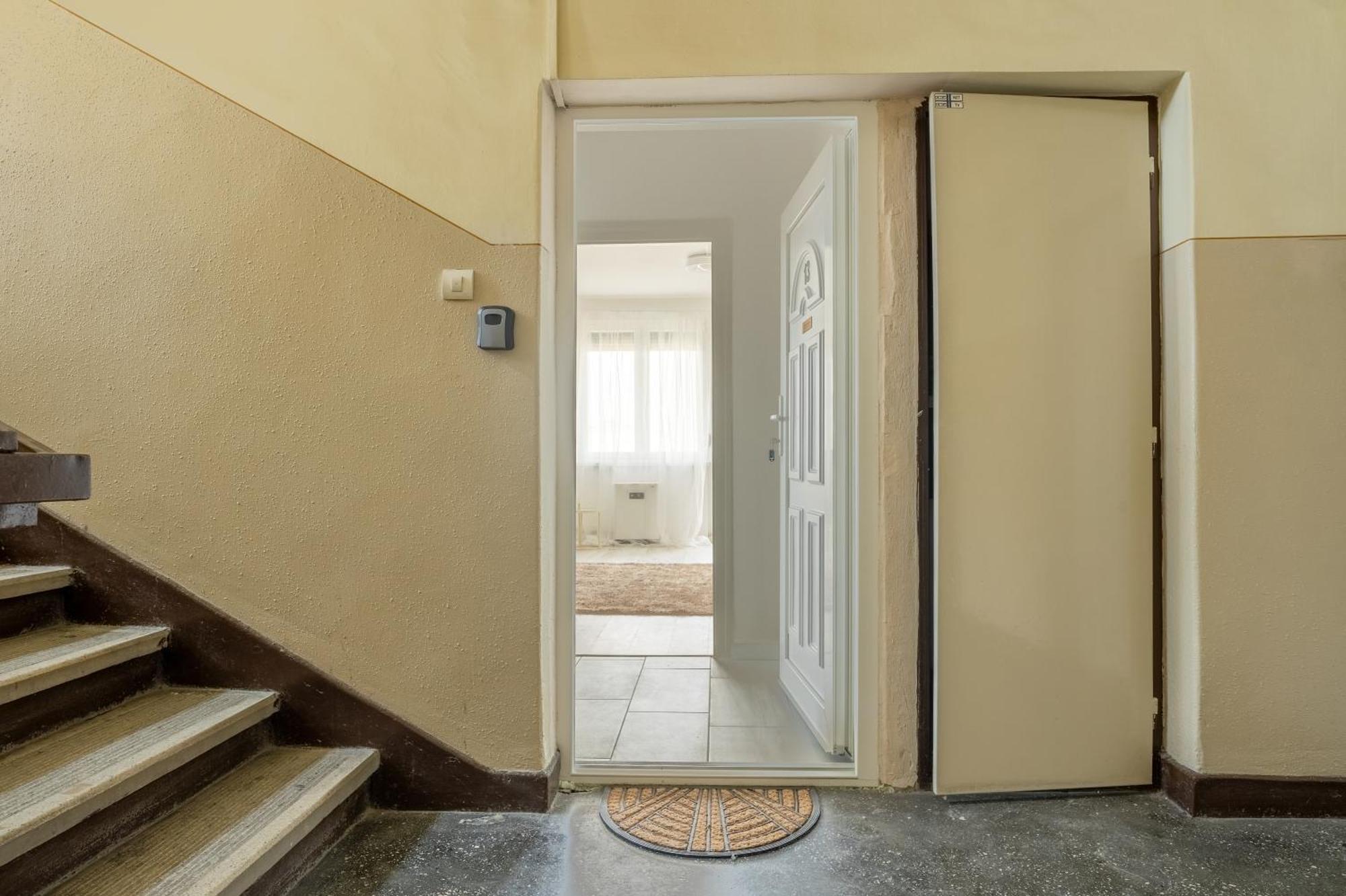Malompark Apartman With Free Parking Дебрецен Экстерьер фото