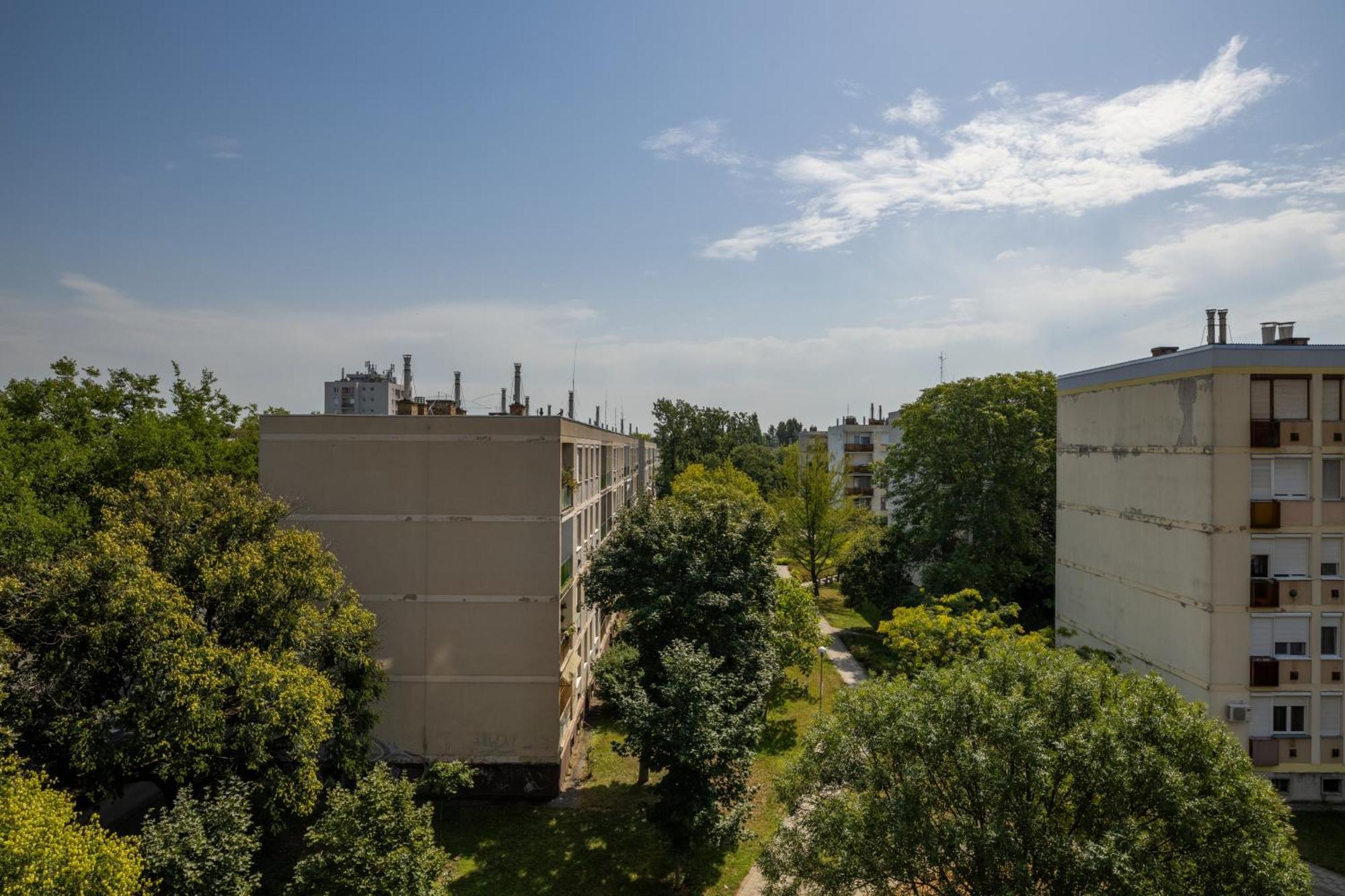 Malompark Apartman With Free Parking Дебрецен Экстерьер фото
