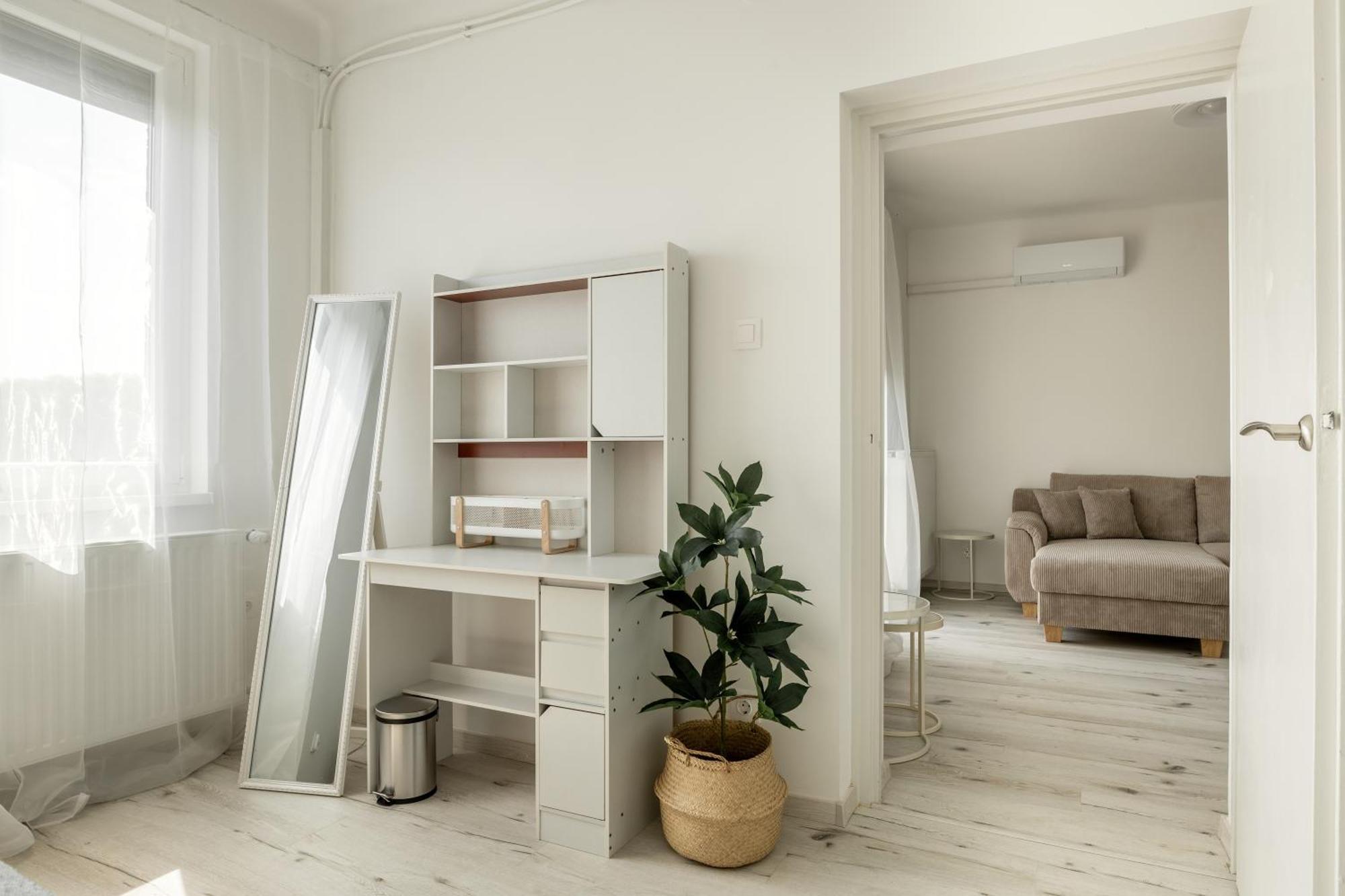 Malompark Apartman With Free Parking Дебрецен Экстерьер фото