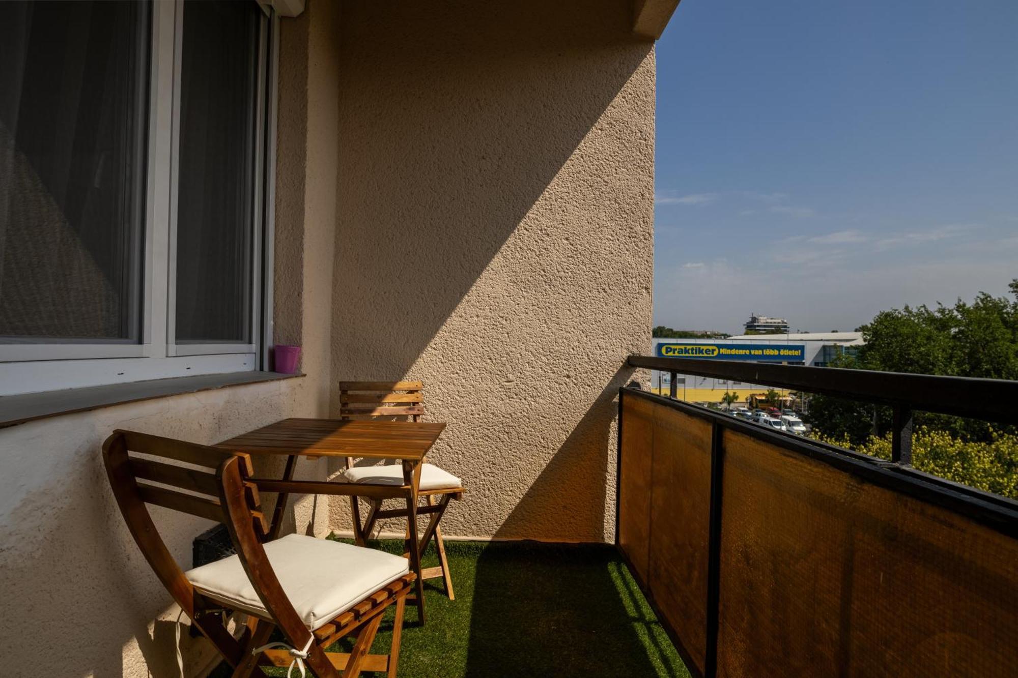 Malompark Apartman With Free Parking Дебрецен Экстерьер фото